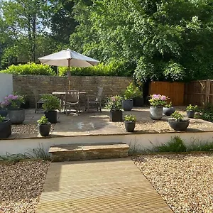 https://2-bedroom-apartment-with-garden-lansdown-bath.tophotelsbath.com
