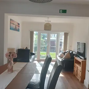 Holiday home Reigate House, Staines-upon-Thames