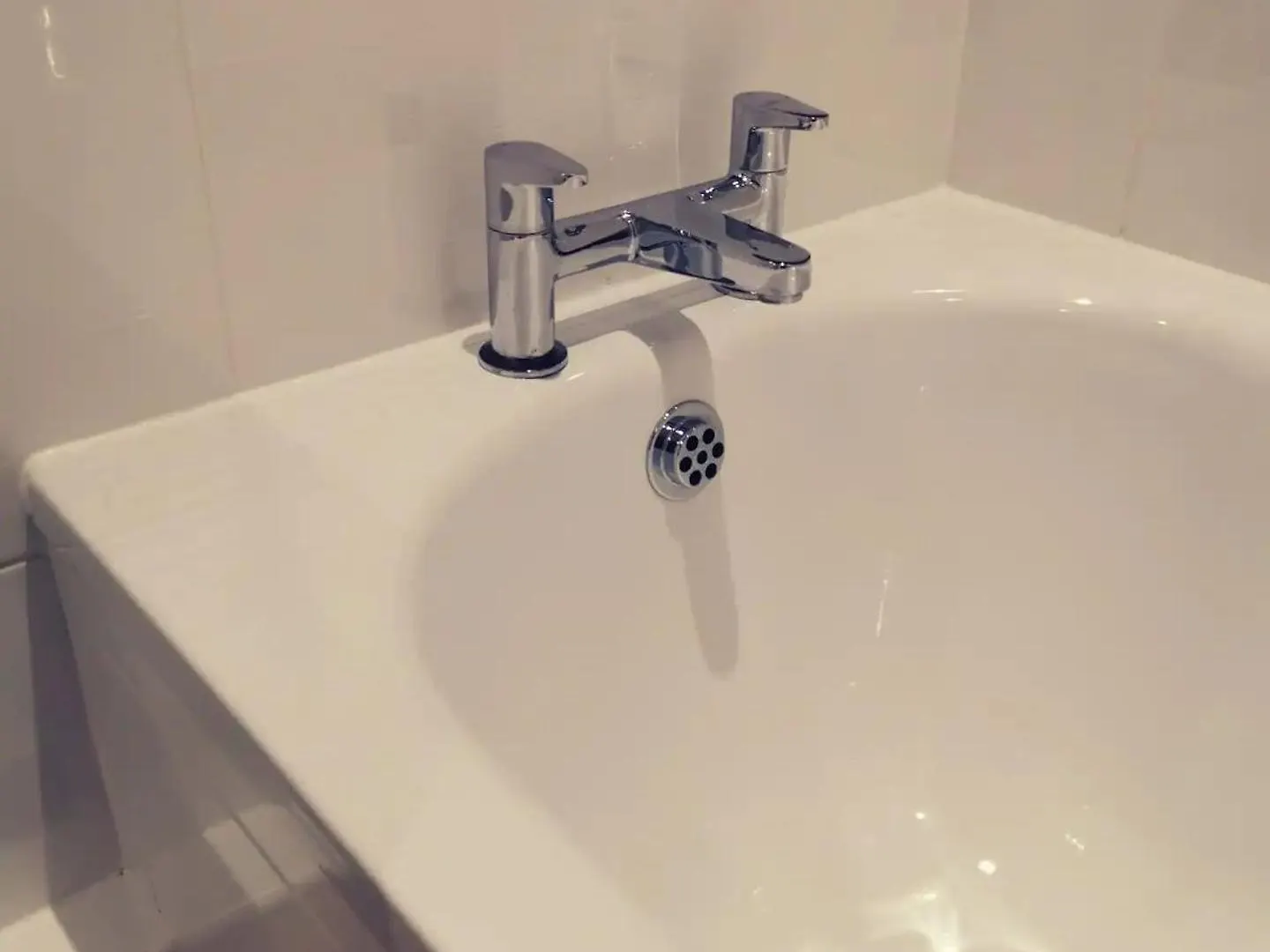 Takeoff House Villa Ashford  Ashford (Surrey)